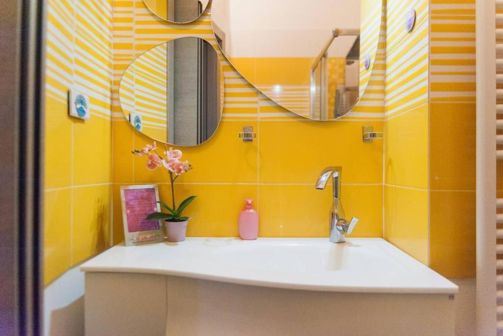 Casa Dani&Swing Bed&Books Bed & Breakfast Turin Exterior photo
